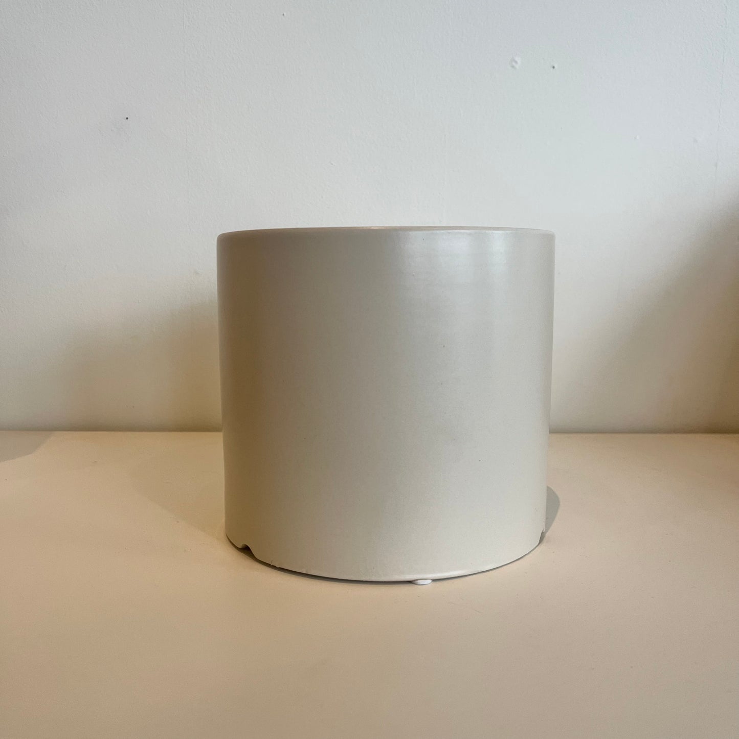 6.5in Essential Cylinder Pot - Cream